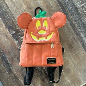Like New Pumpkin Mickey Loungefly backpack